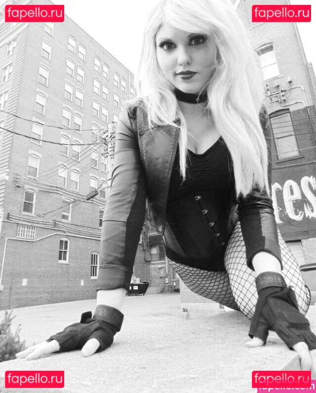 Abi Aikou Onlyfans Photo Gallery 