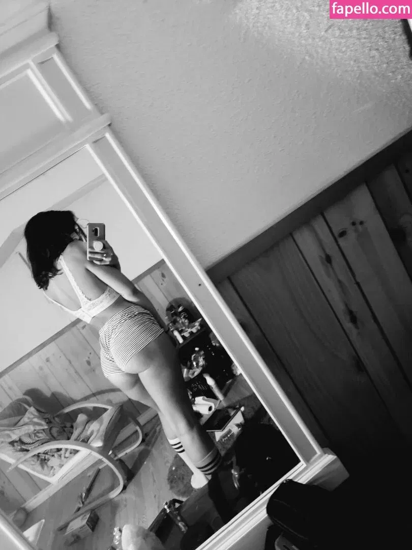 yannababe29 Onlyfans Photo Gallery 