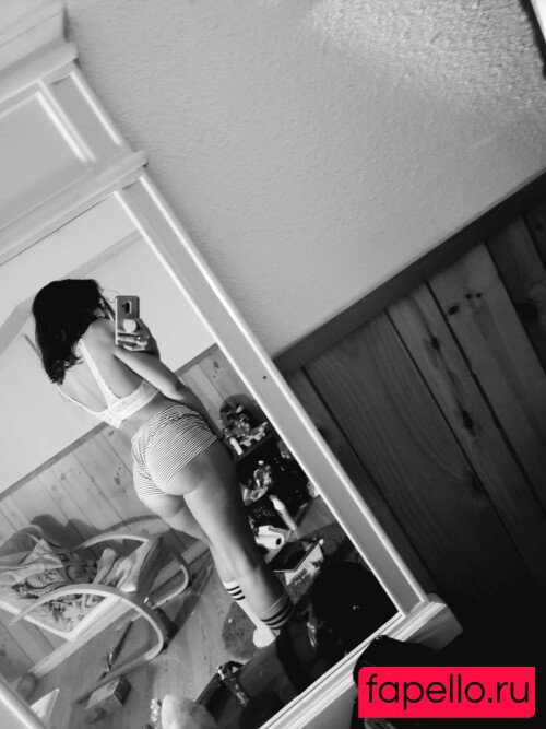 yannababe29 Nude Onlyfans Photo 8