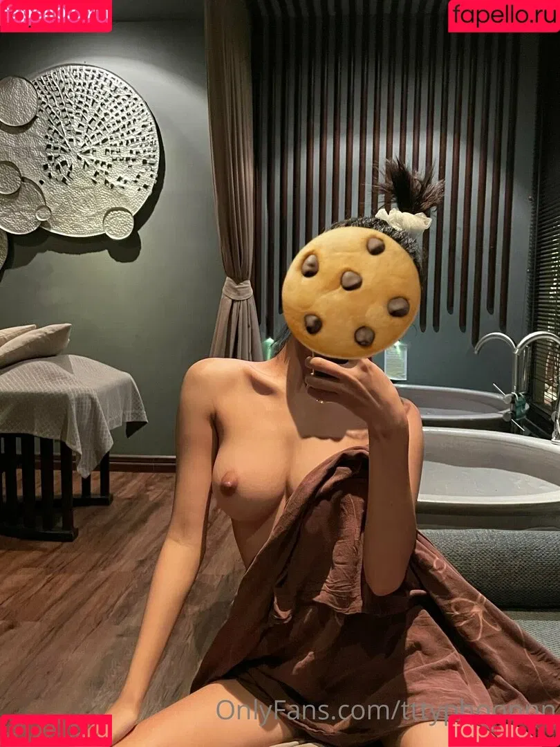 tttyphoonnn Onlyfans Photo Gallery 
