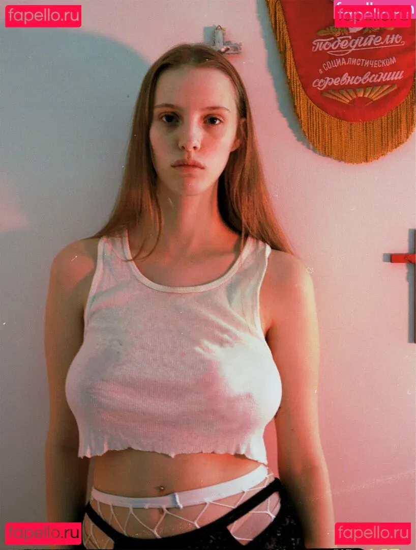 Eliza Goldsmith Onlyfans Photo Gallery 