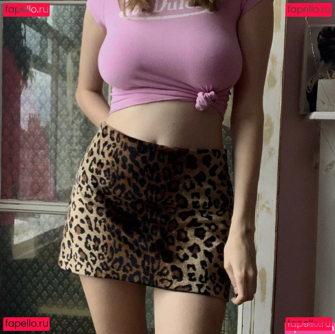 Eliza Goldsmith Onlyfans Photo Gallery 