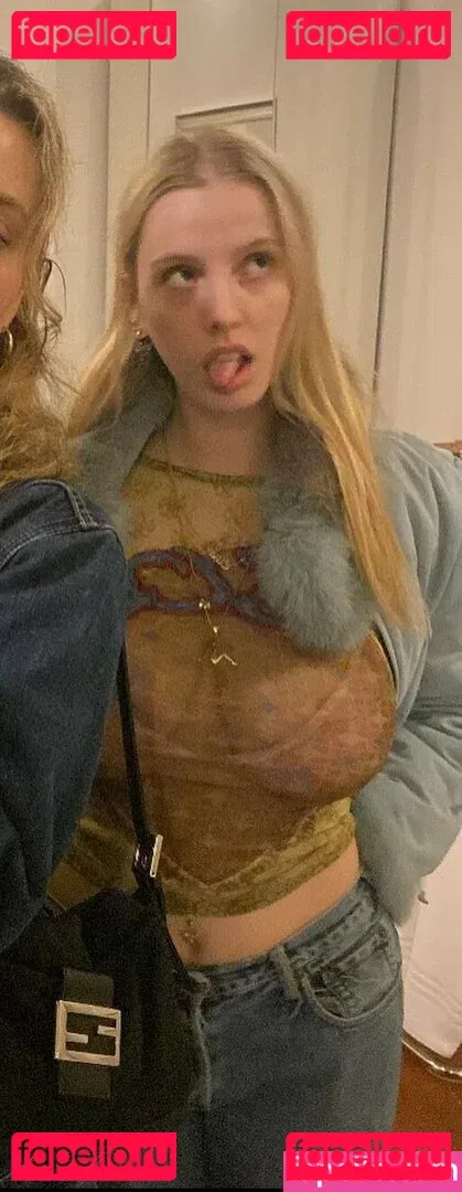 Eliza Goldsmith Onlyfans Photo Gallery 