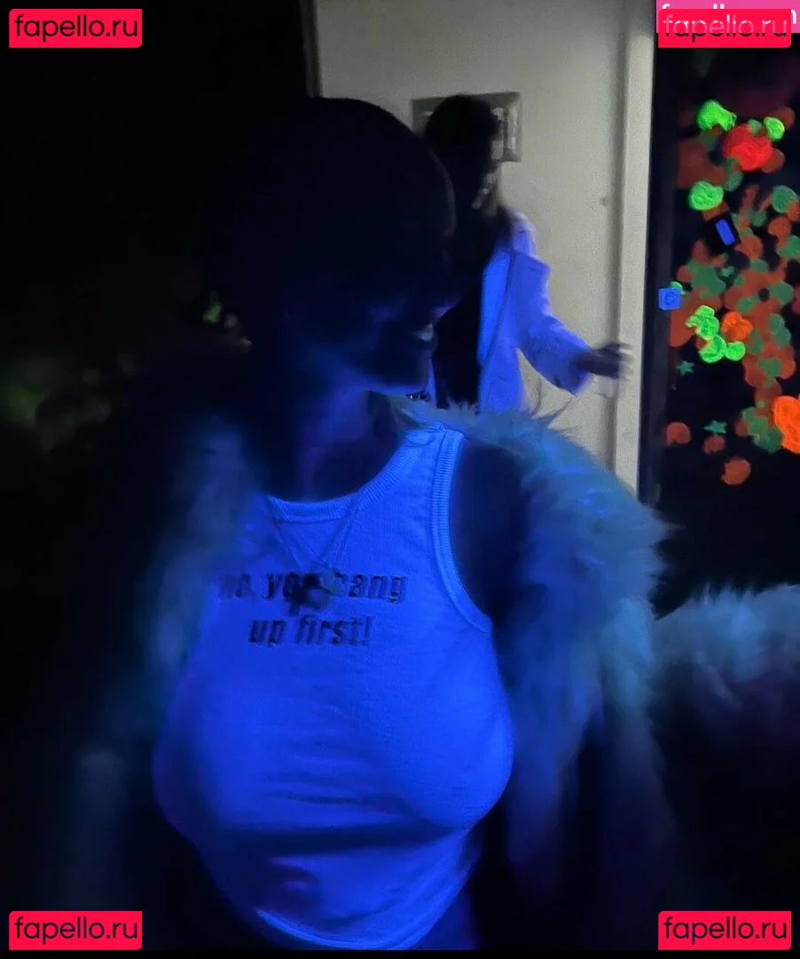 Eliza Goldsmith Onlyfans Photo Gallery 