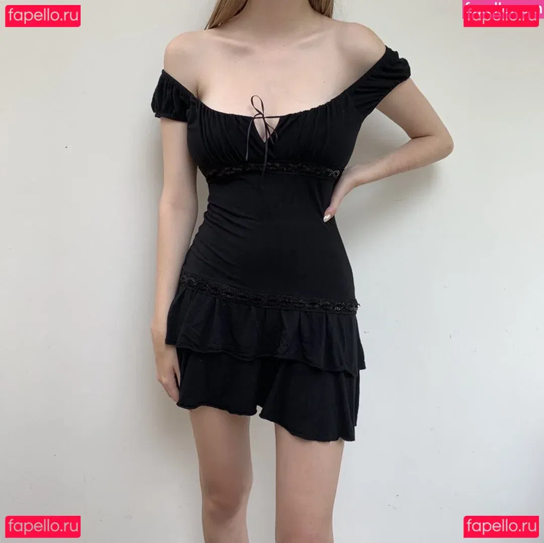 Eliza Goldsmith Onlyfans Photo Gallery 