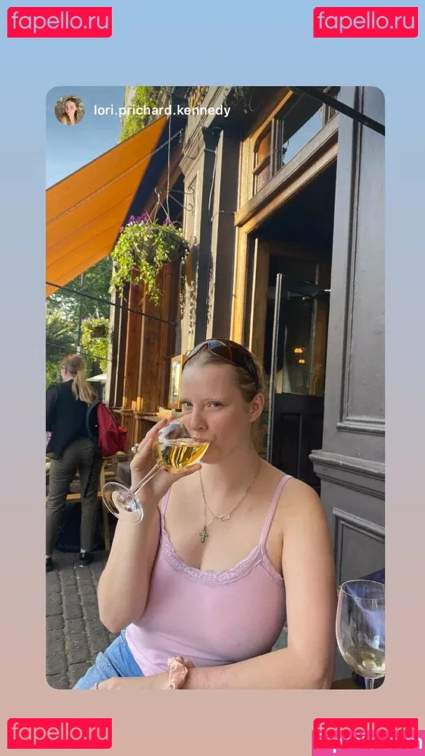 Eliza Goldsmith Onlyfans Photo Gallery 