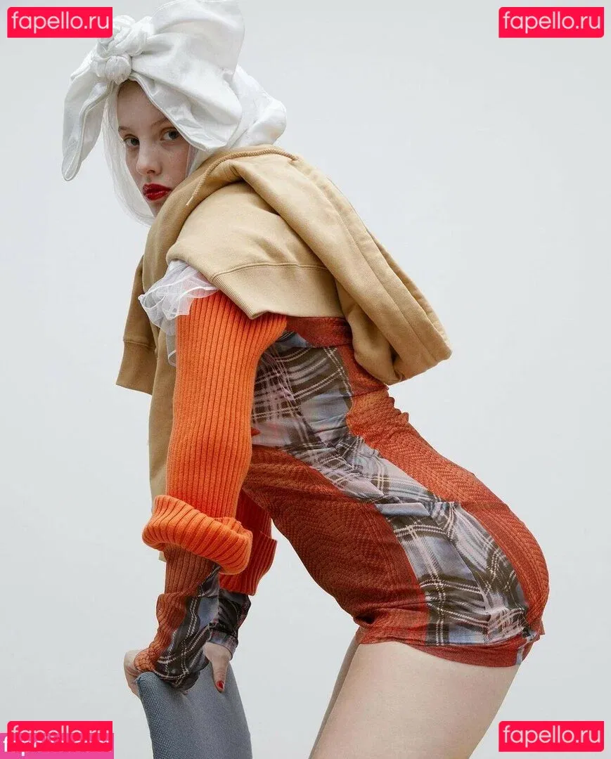 Eliza Goldsmith Onlyfans Photo Gallery 