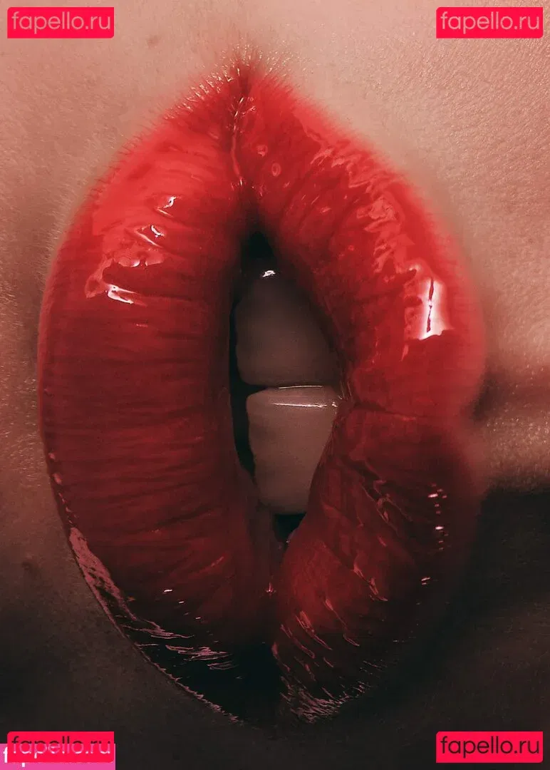 Eliza Goldsmith Onlyfans Photo Gallery 