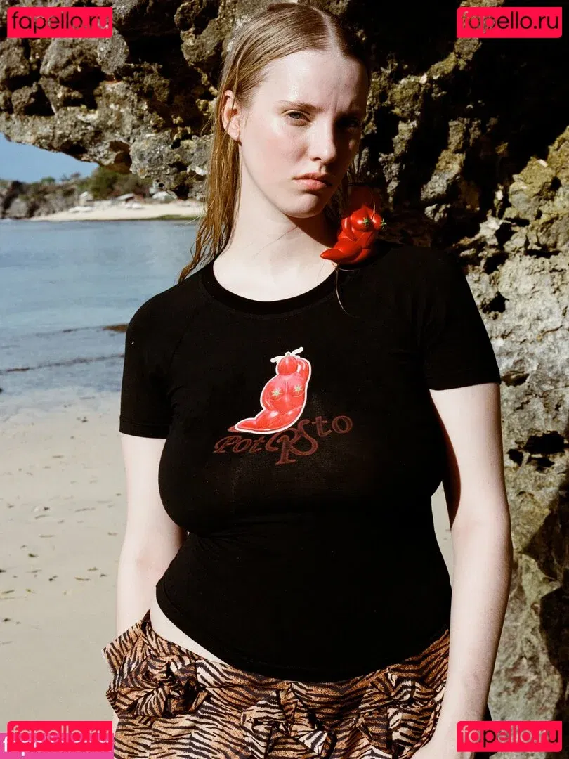 Eliza Goldsmith Onlyfans Photo Gallery 