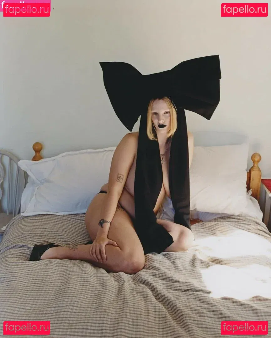 Eliza Goldsmith Onlyfans Photo Gallery 