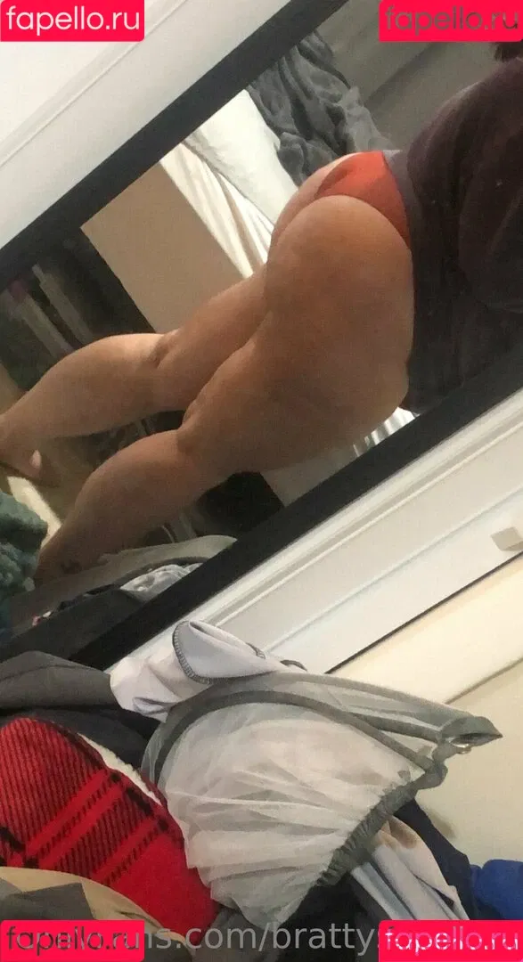 brattysocks69 Onlyfans Photo Gallery 