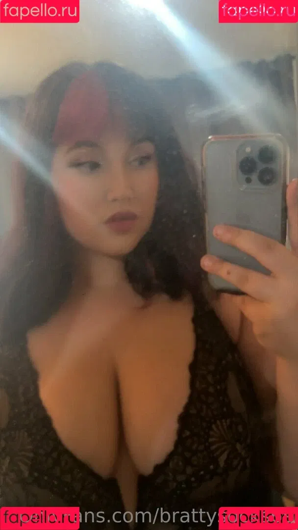 brattysocks69 Onlyfans Photo Gallery 