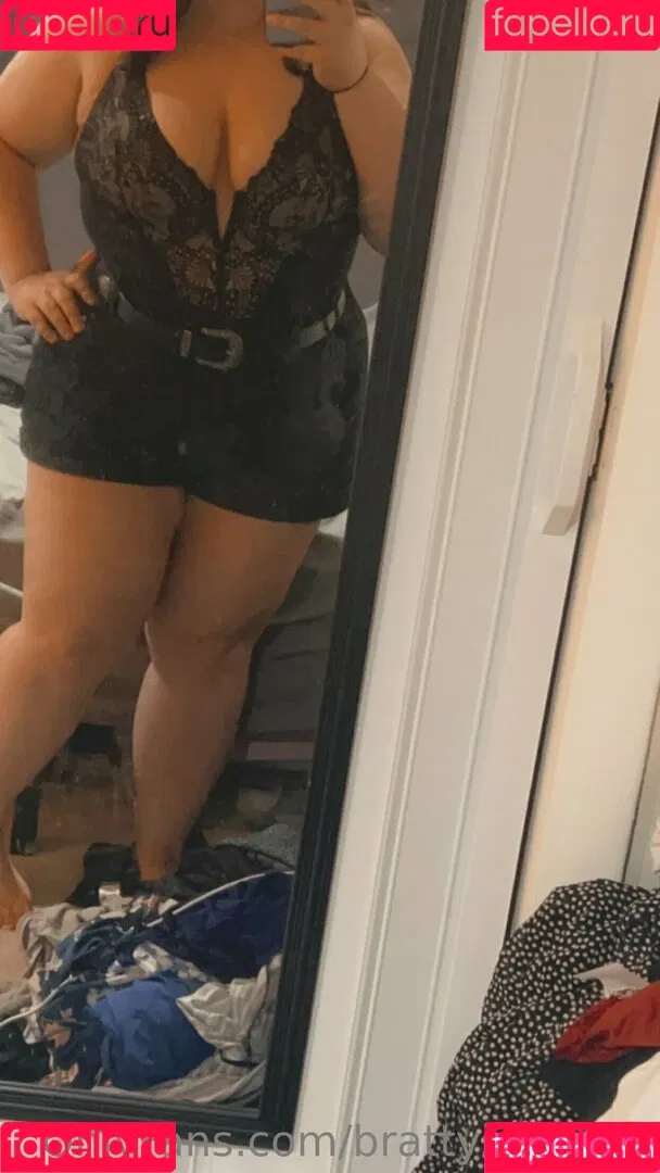 brattysocks69 Onlyfans Photo Gallery 