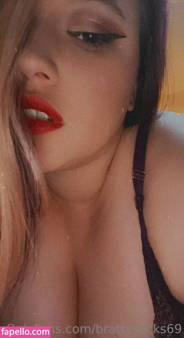 brattysocks69 Onlyfans Photo Gallery 
