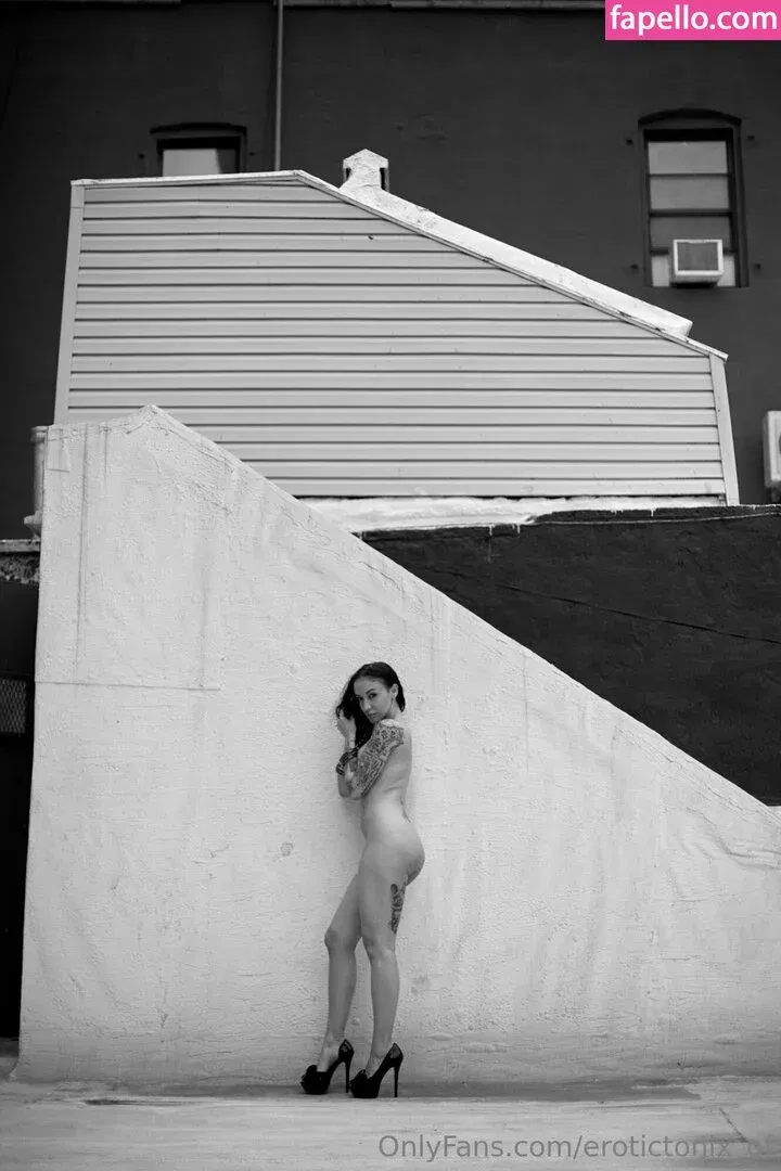 erotictonix_of Onlyfans Photo Gallery 