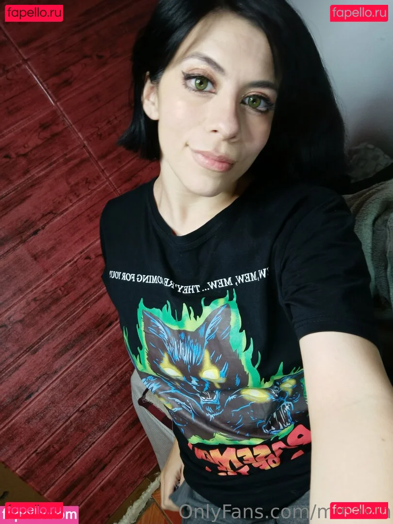 minakin Onlyfans Photo Gallery 