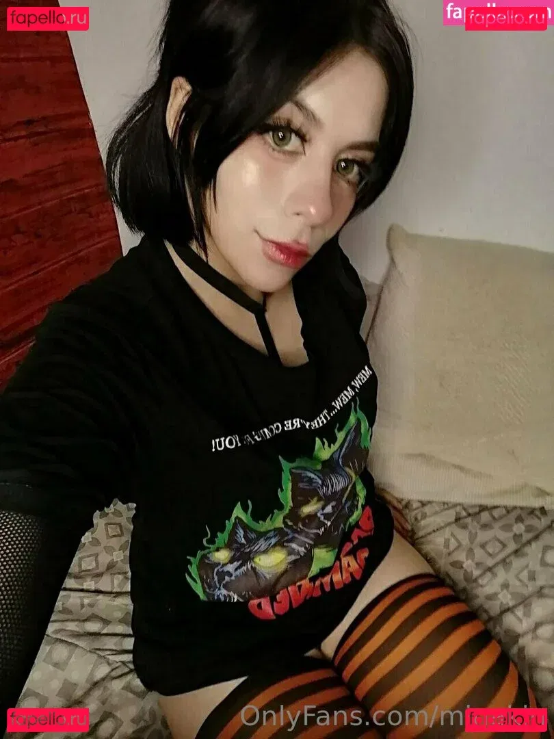 minakin Onlyfans Photo Gallery 