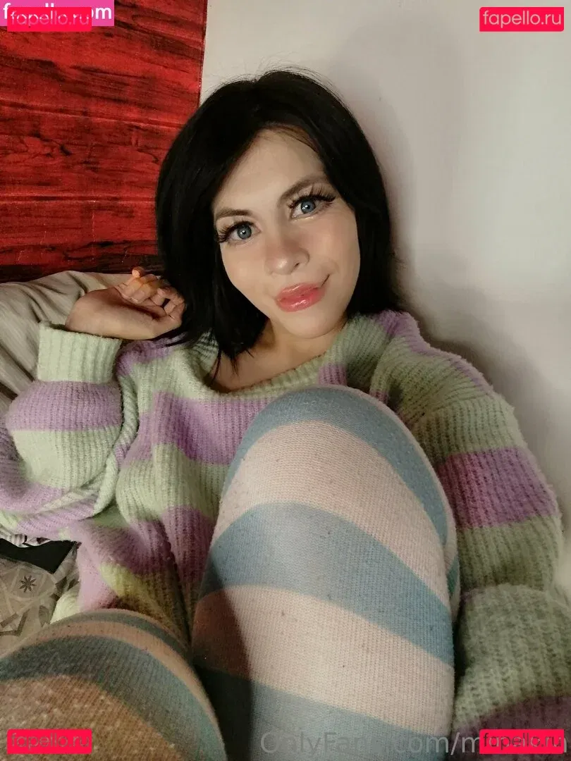 minakin Onlyfans Photo Gallery 