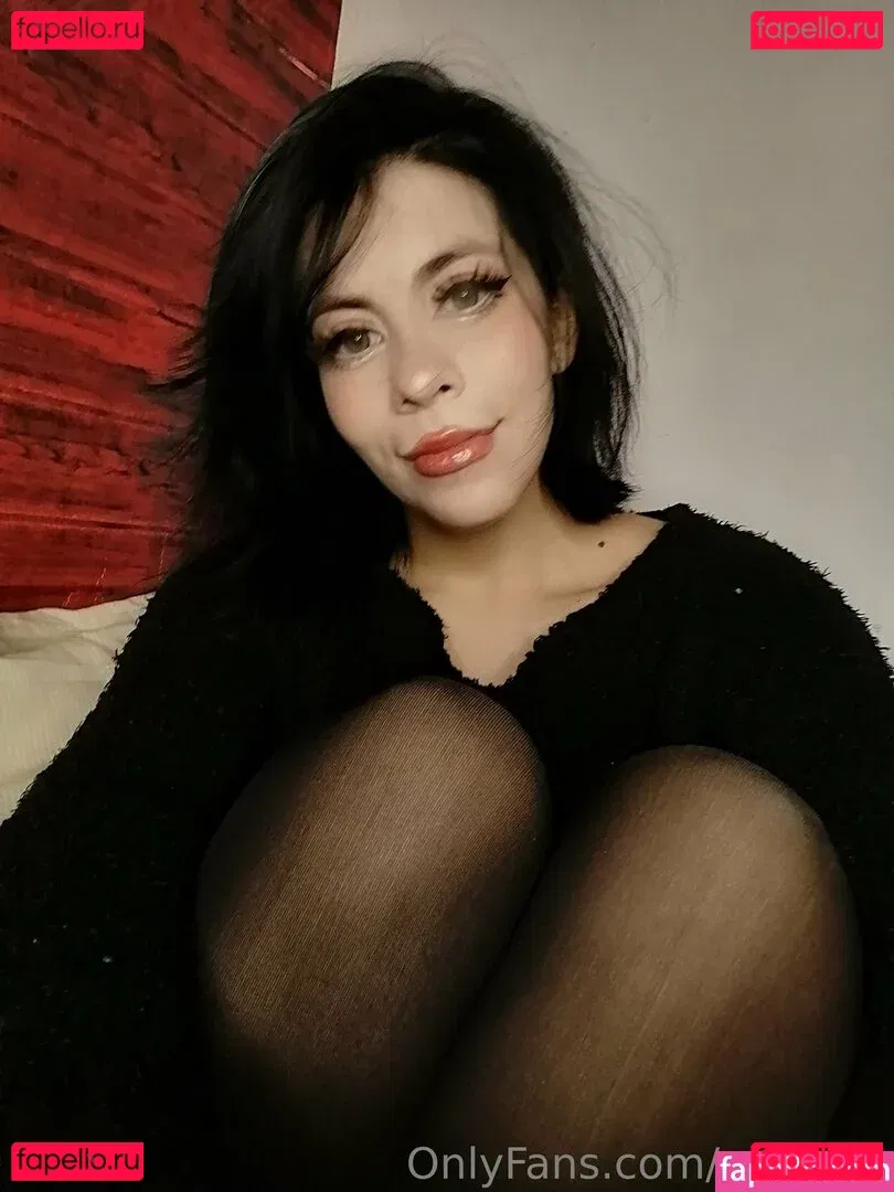 minakin Onlyfans Photo Gallery 