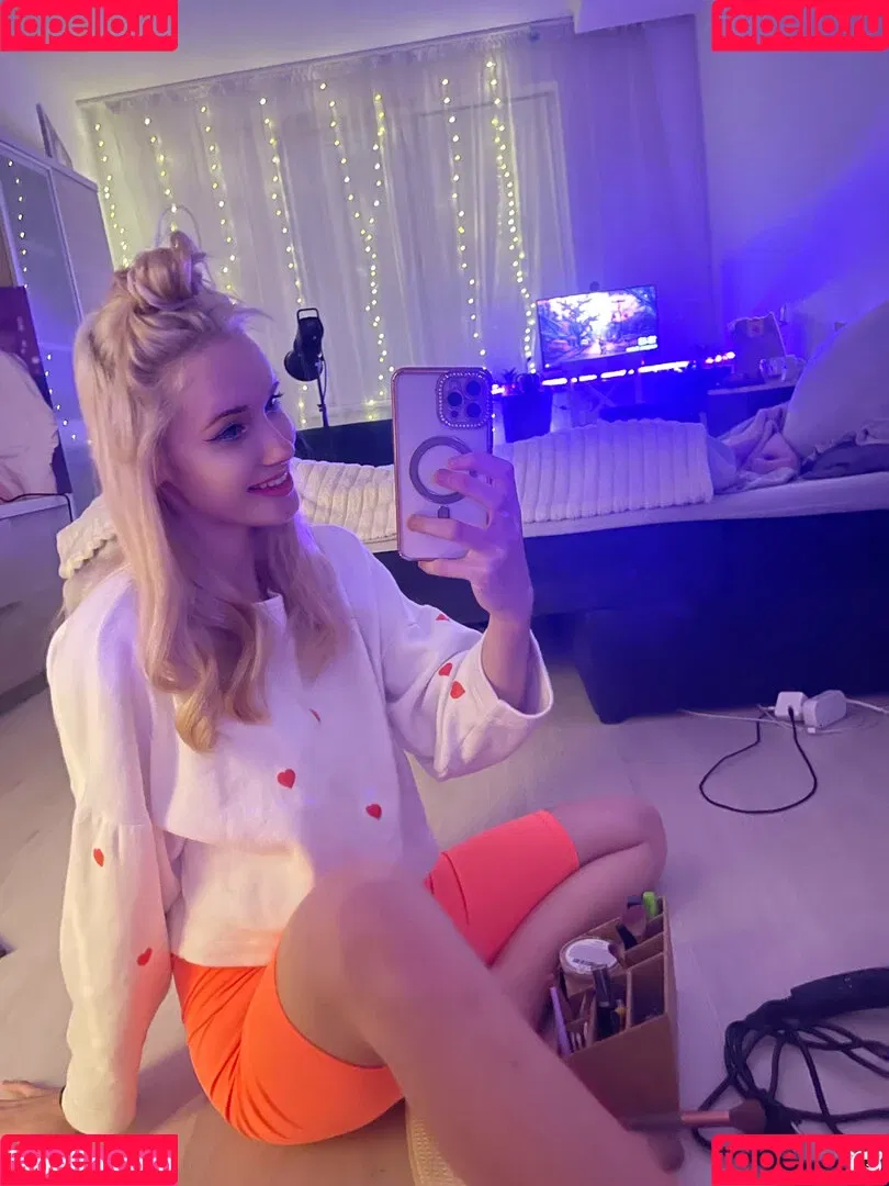 skyress_vip Onlyfans Photo Gallery 