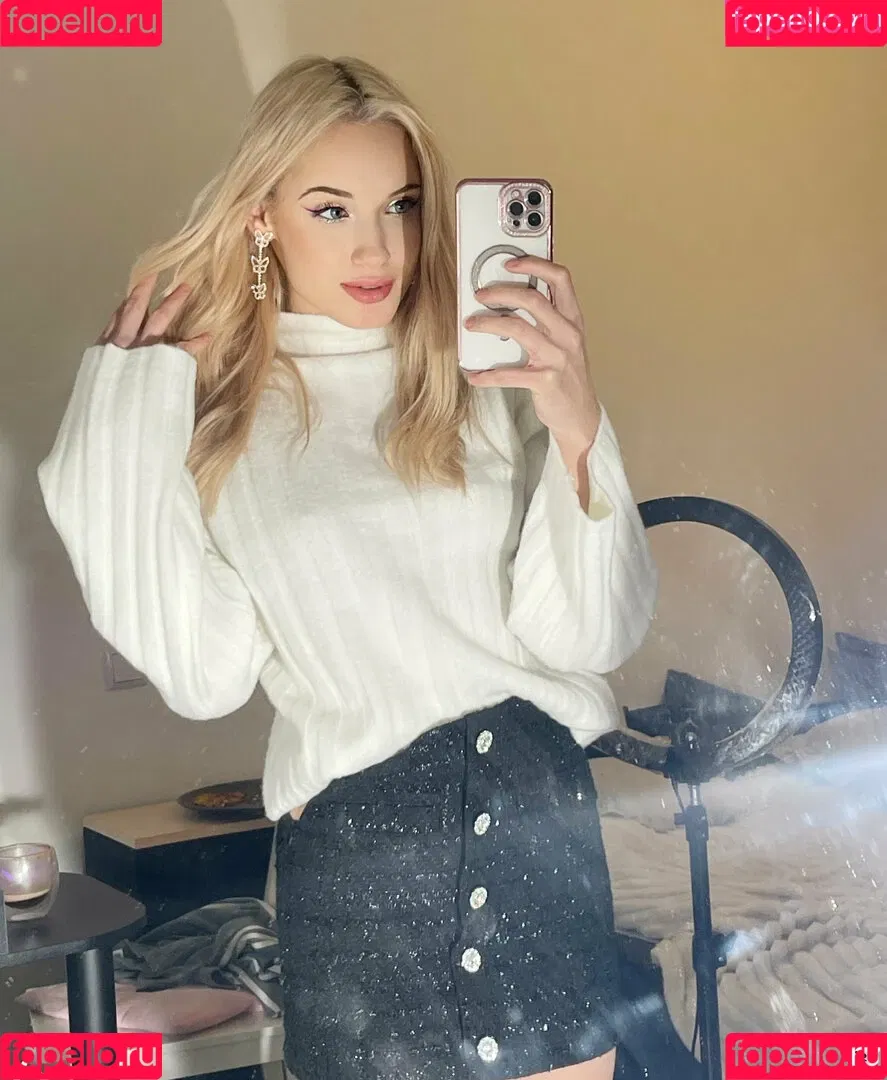 skyress_vip Onlyfans Photo Gallery 