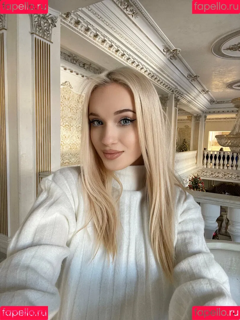 skyress_vip Onlyfans Photo Gallery 