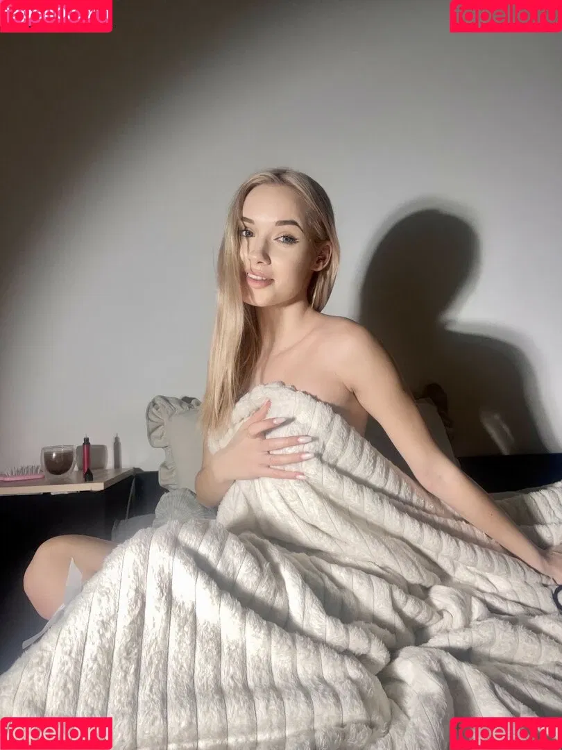 skyress_vip Onlyfans Photo Gallery 
