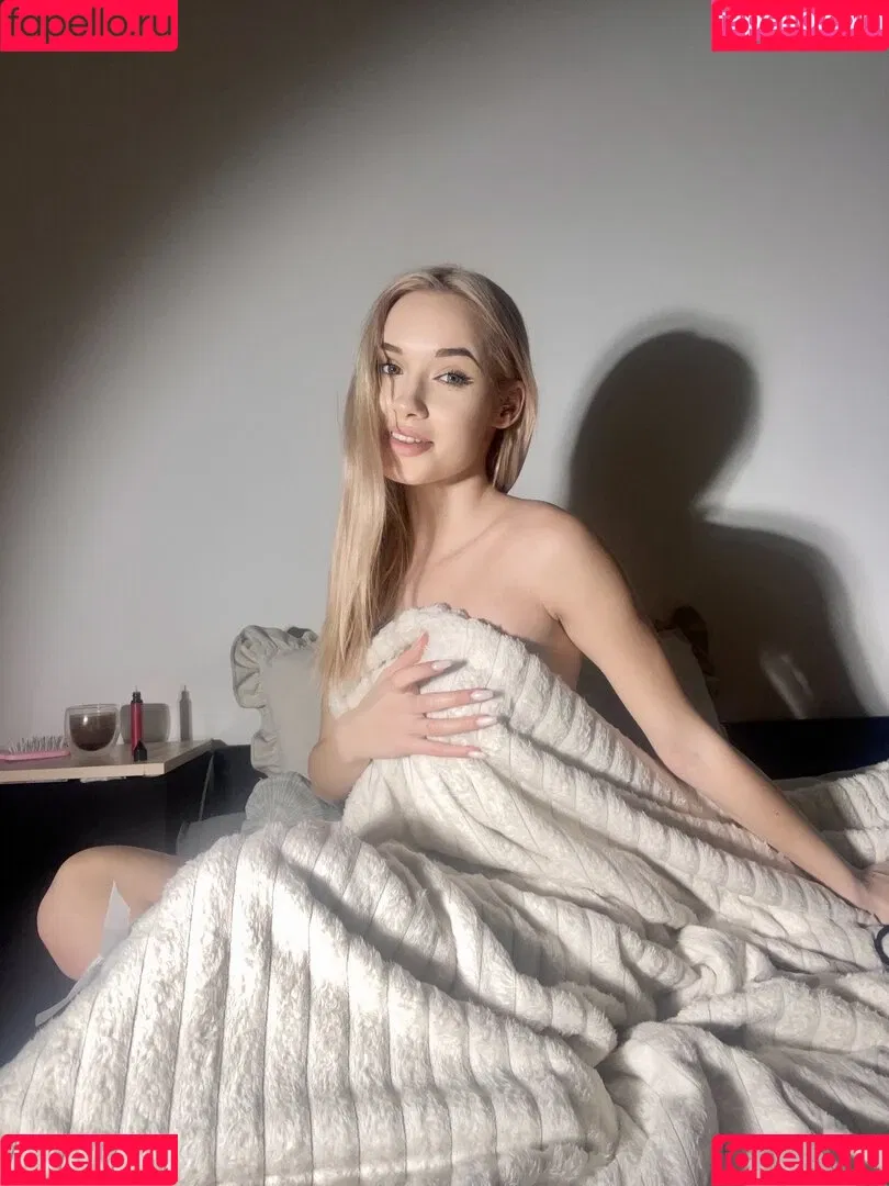 skyress_vip Onlyfans Photo Gallery 