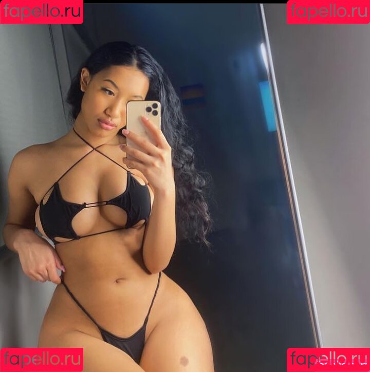 Drew Valentina Onlyfans Photo Gallery 
