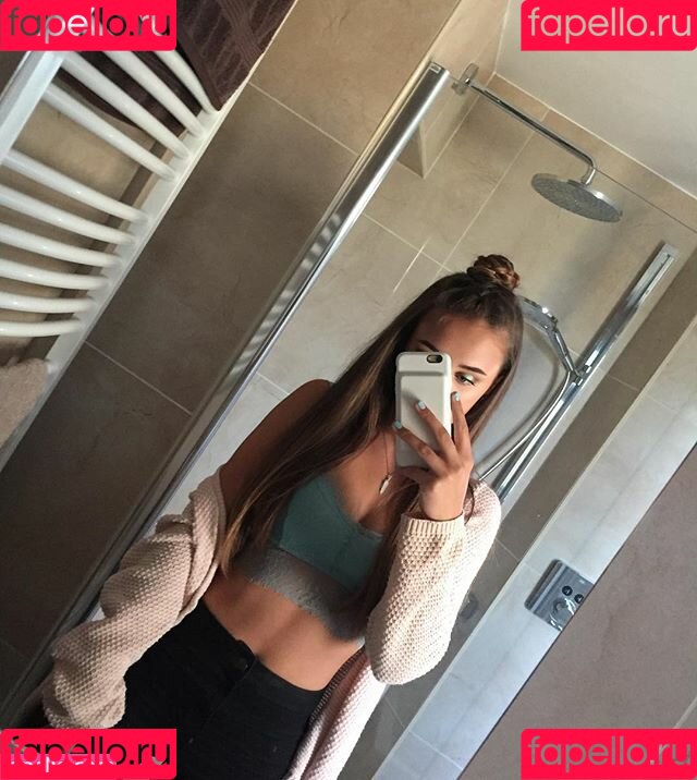 r0sielewis Onlyfans Photo Gallery 