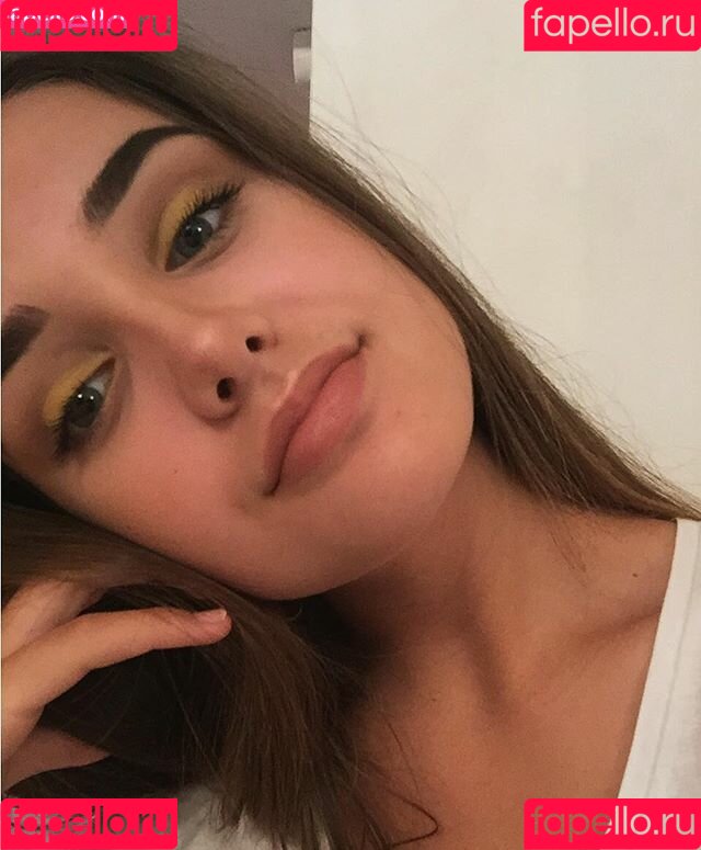 r0sielewis Onlyfans Photo Gallery 