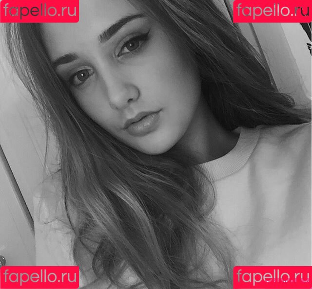 r0sielewis Onlyfans Photo Gallery 