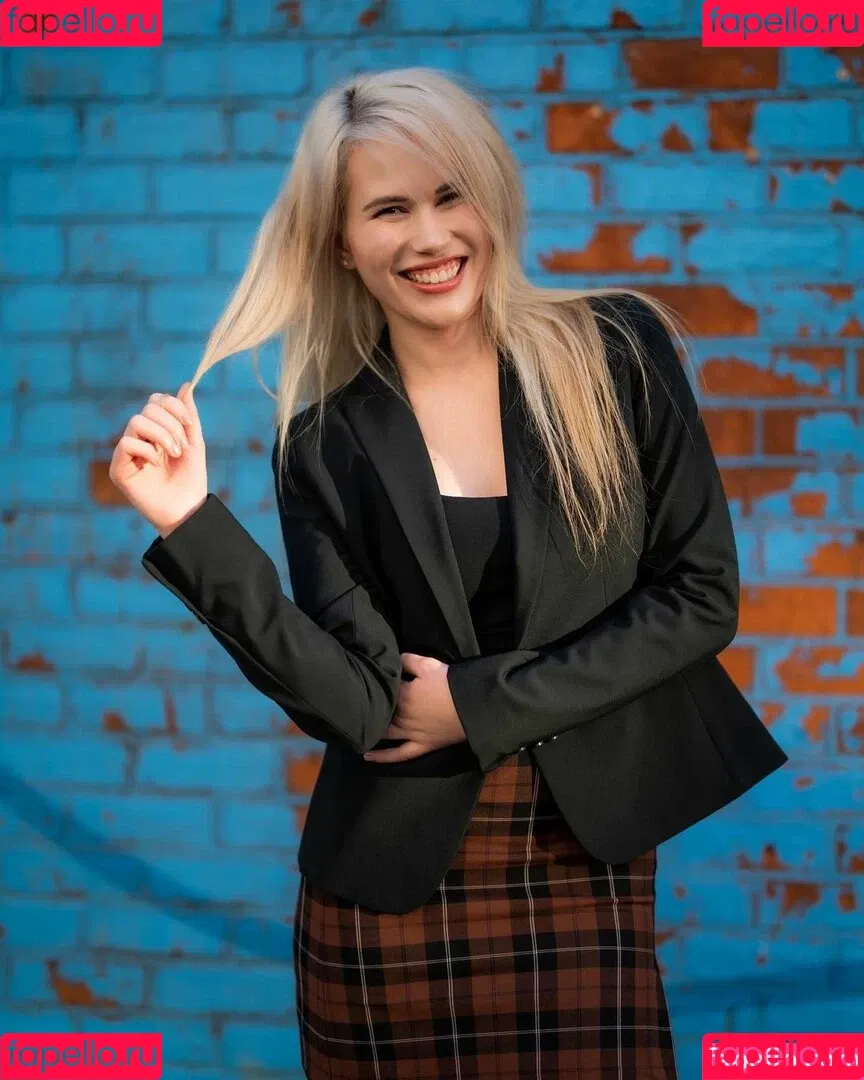 Local TV Presenters Onlyfans Photo Gallery 