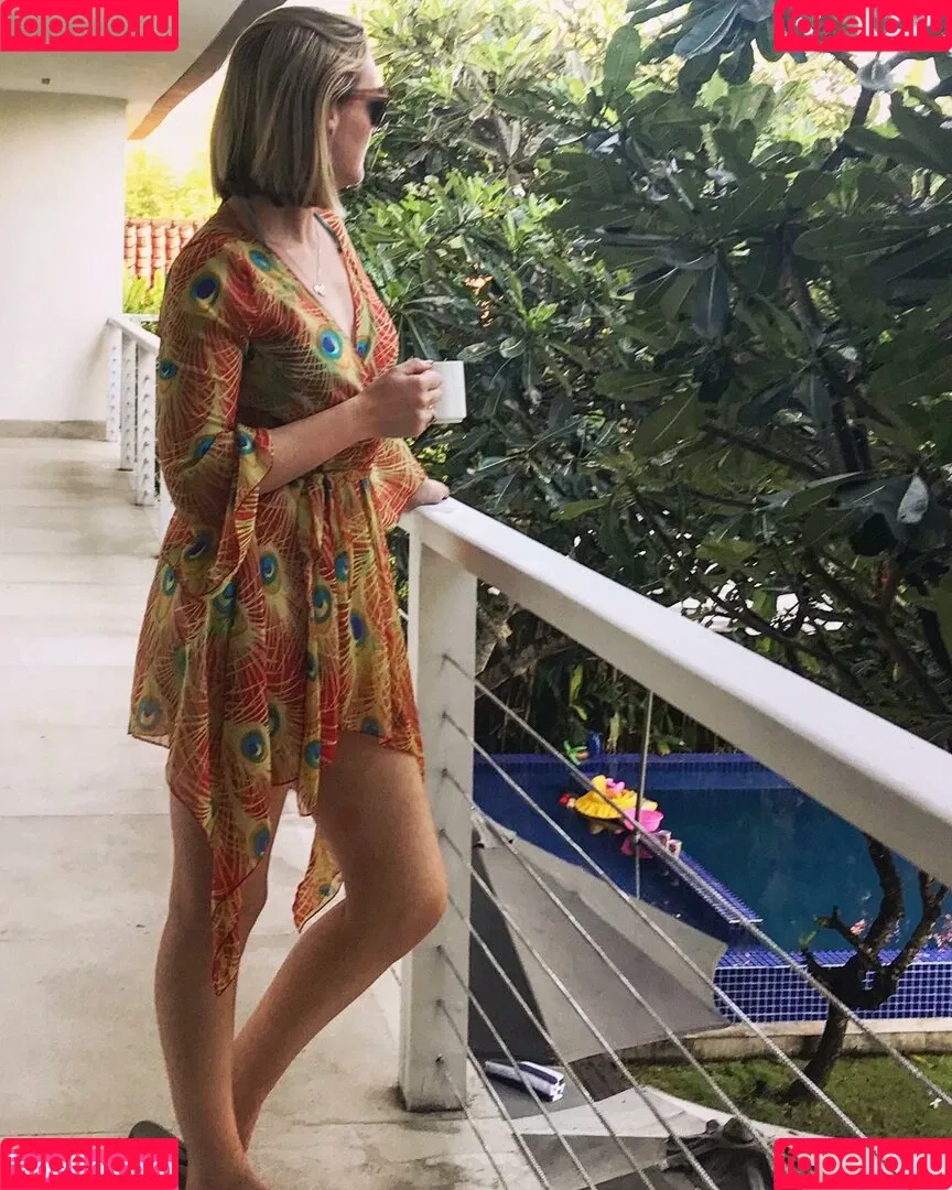 Local TV Presenters Onlyfans Photo Gallery 