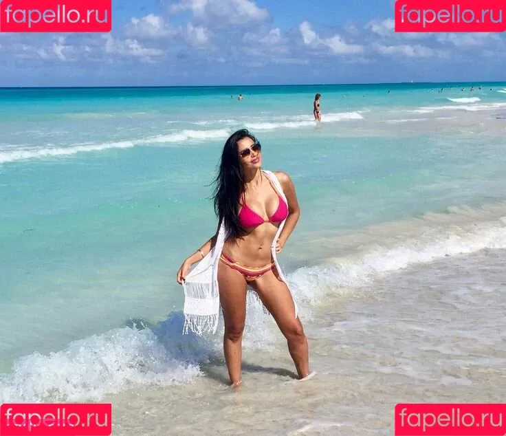 Local TV Presenters Onlyfans Photo Gallery 