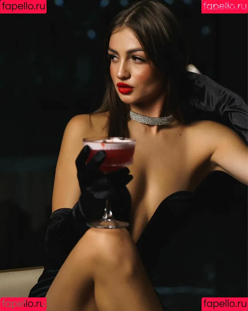 Anastasia Kosteniuk Onlyfans Photo Gallery 
