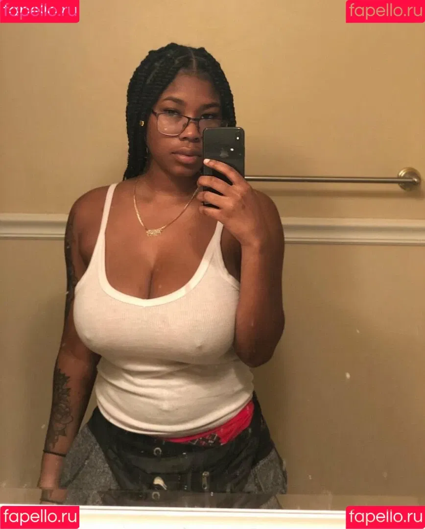 Pretty_yunique Onlyfans Photo Gallery 