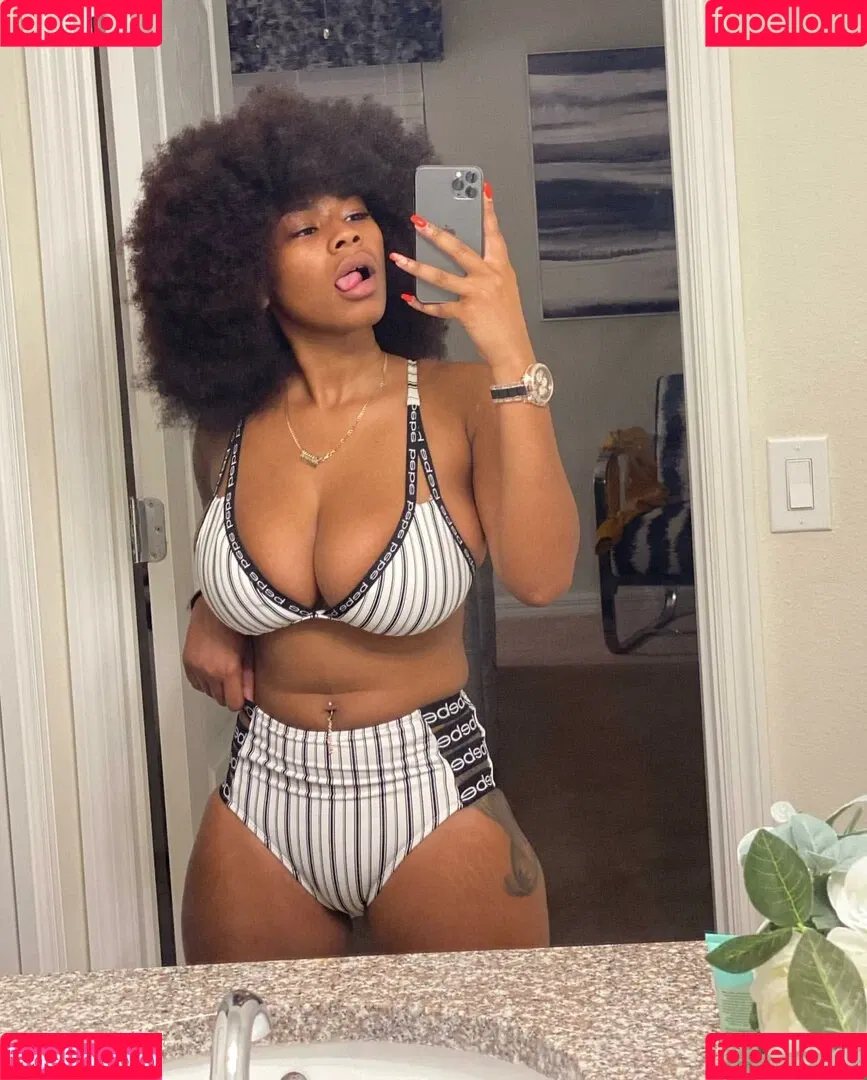 Pretty_yunique Onlyfans Photo Gallery 