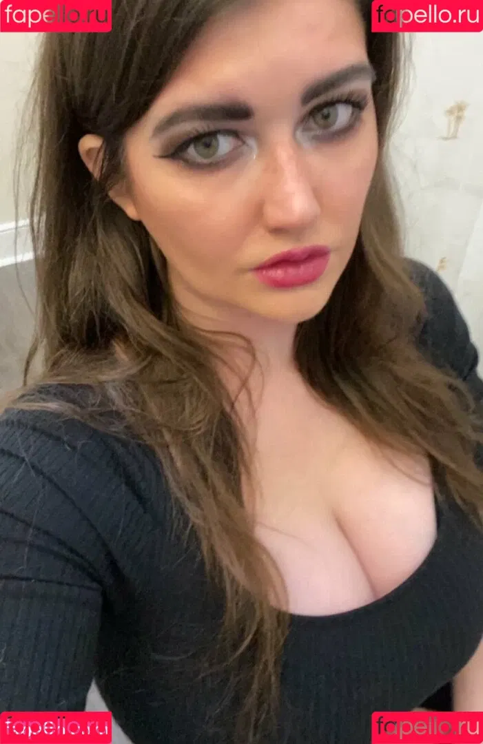 Bailey Moon Onlyfans Photo Gallery 
