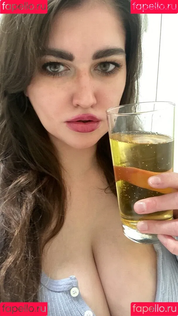 Bailey Moon Onlyfans Photo Gallery 