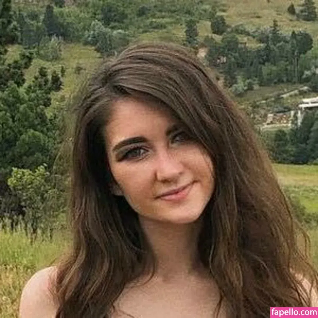 Bailey Moon Onlyfans Photo Gallery 