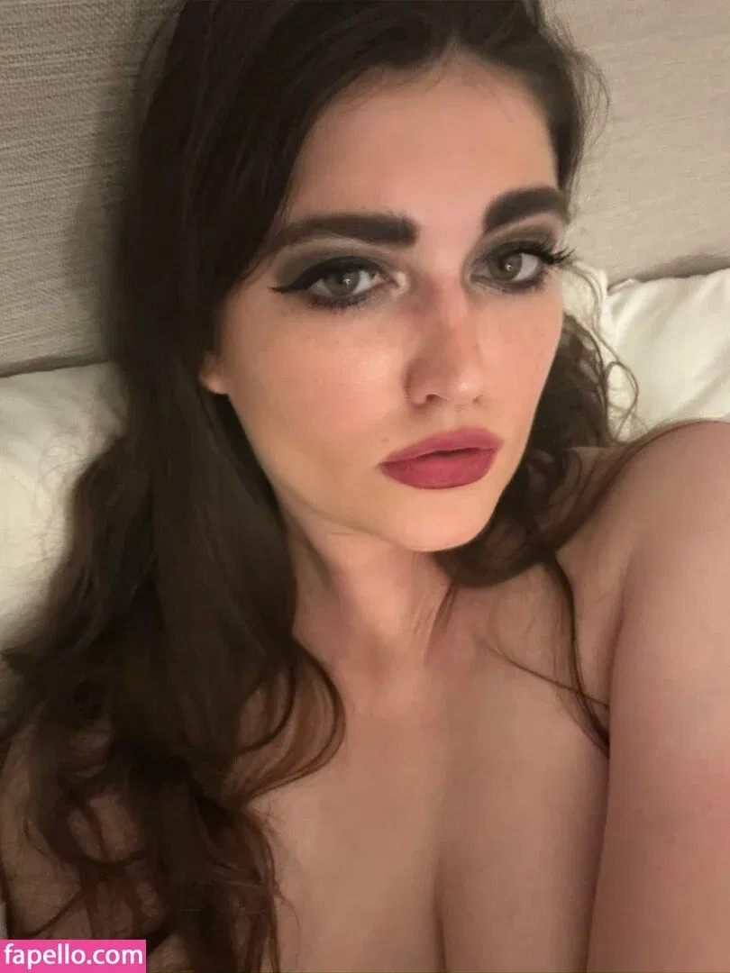 Bailey Moon Onlyfans Photo Gallery 