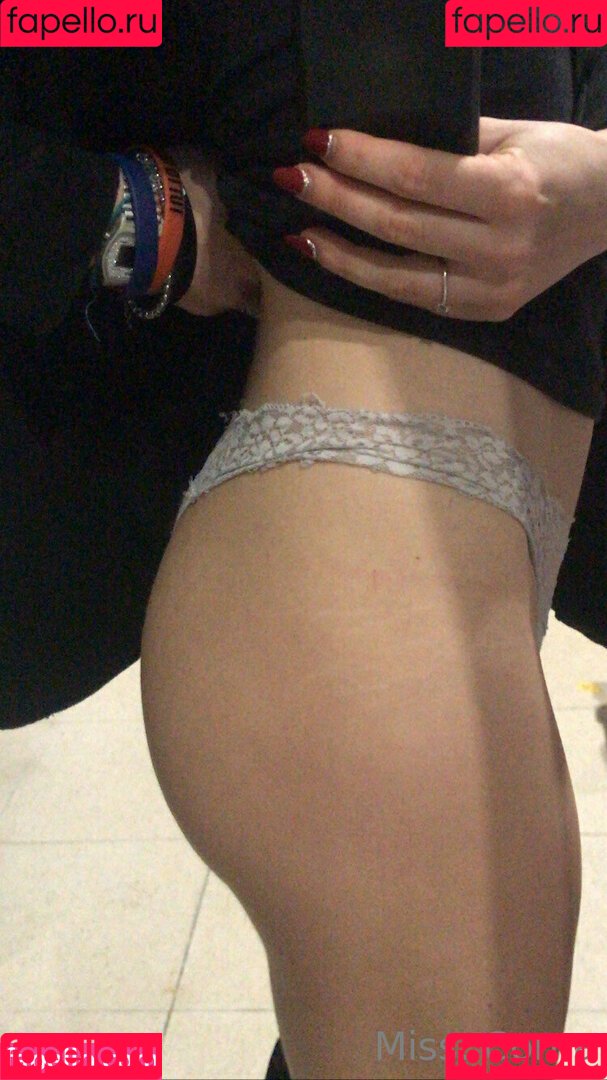 misscorna Onlyfans Photo Gallery 