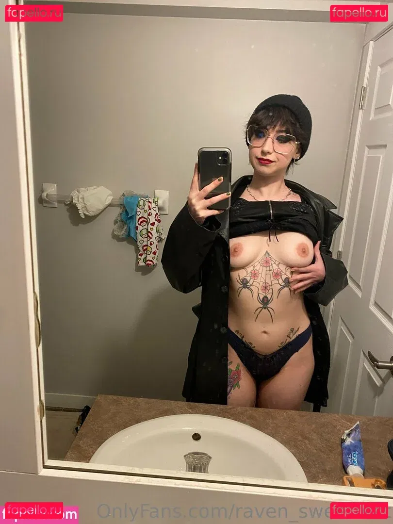 raven_sweetfeet Onlyfans Photo Gallery 