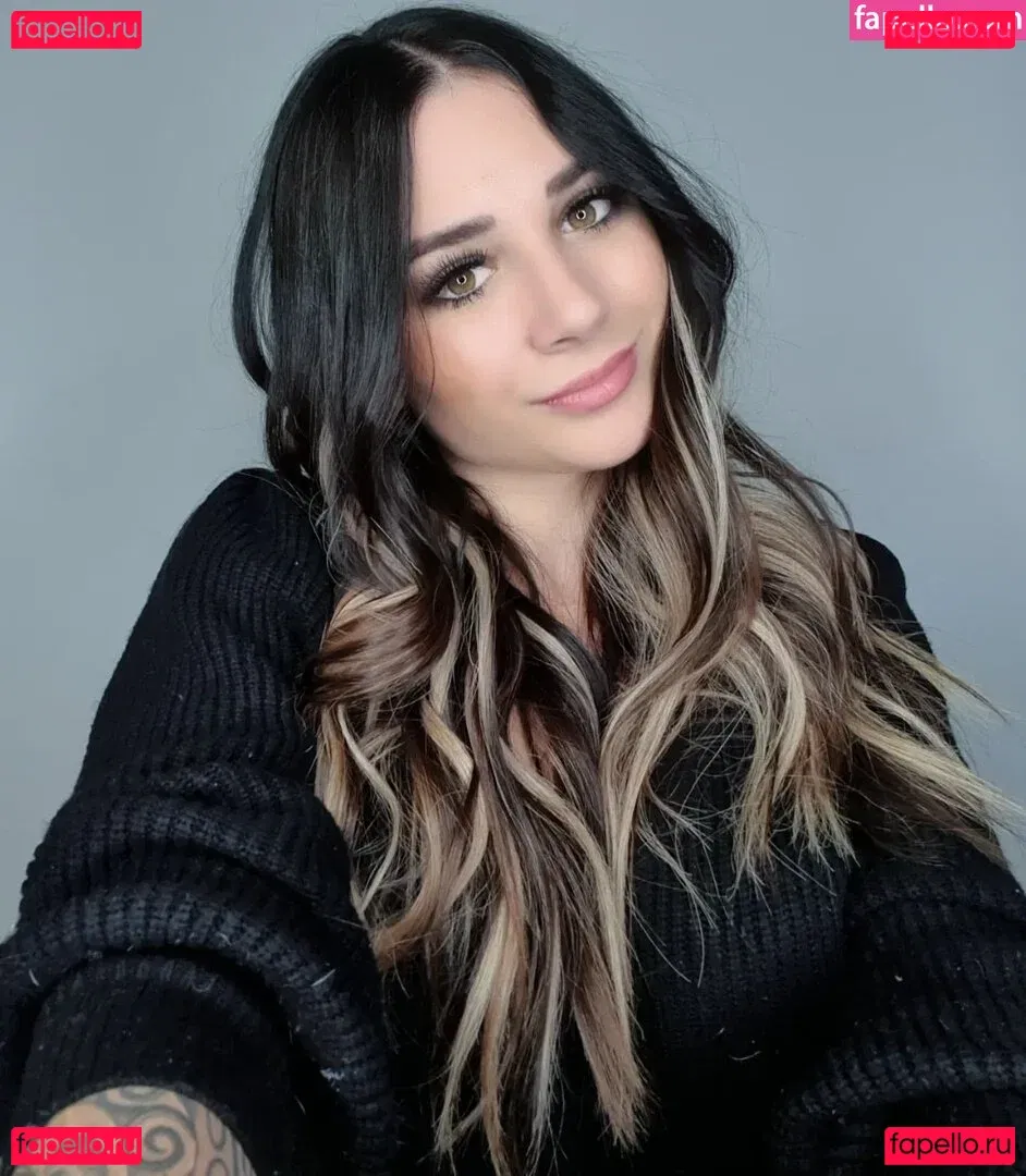 Juicy Jasmin Onlyfans Photo Gallery 