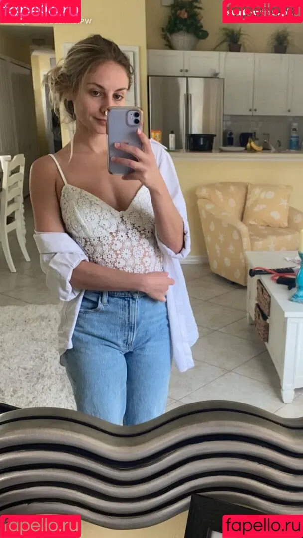 Tarah Kayne Onlyfans Photo Gallery 
