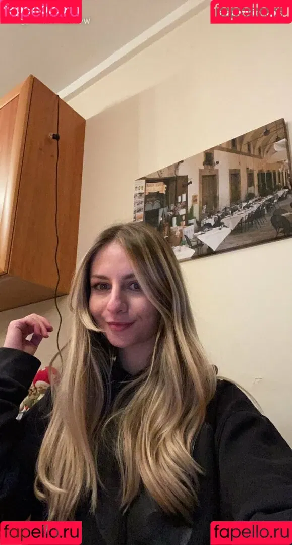 Tarah Kayne Onlyfans Photo Gallery 