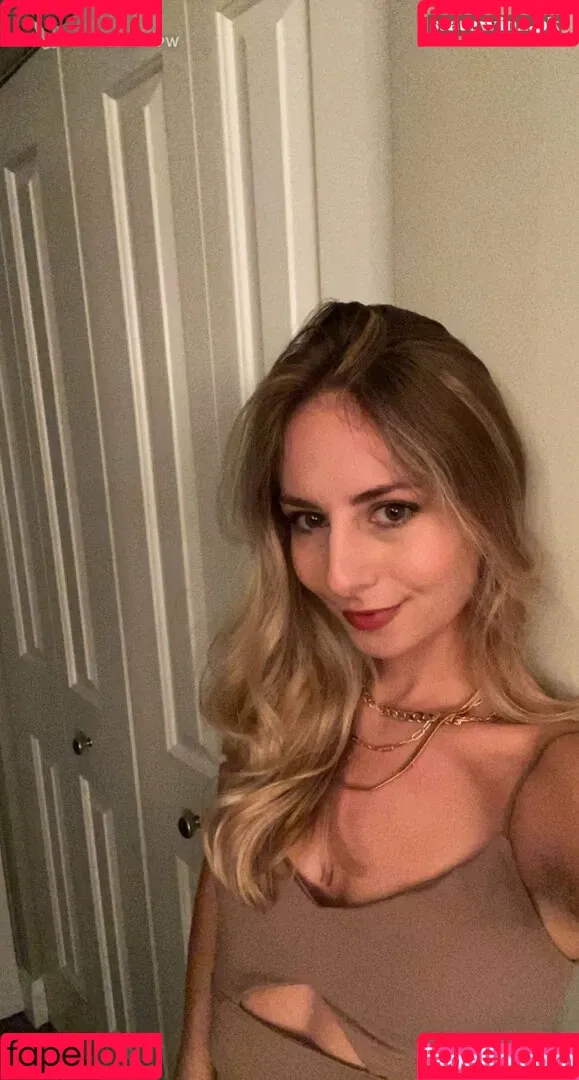 Tarah Kayne Onlyfans Photo Gallery 