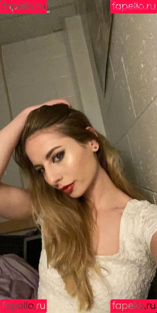 Tarah Kayne Onlyfans Photo Gallery 