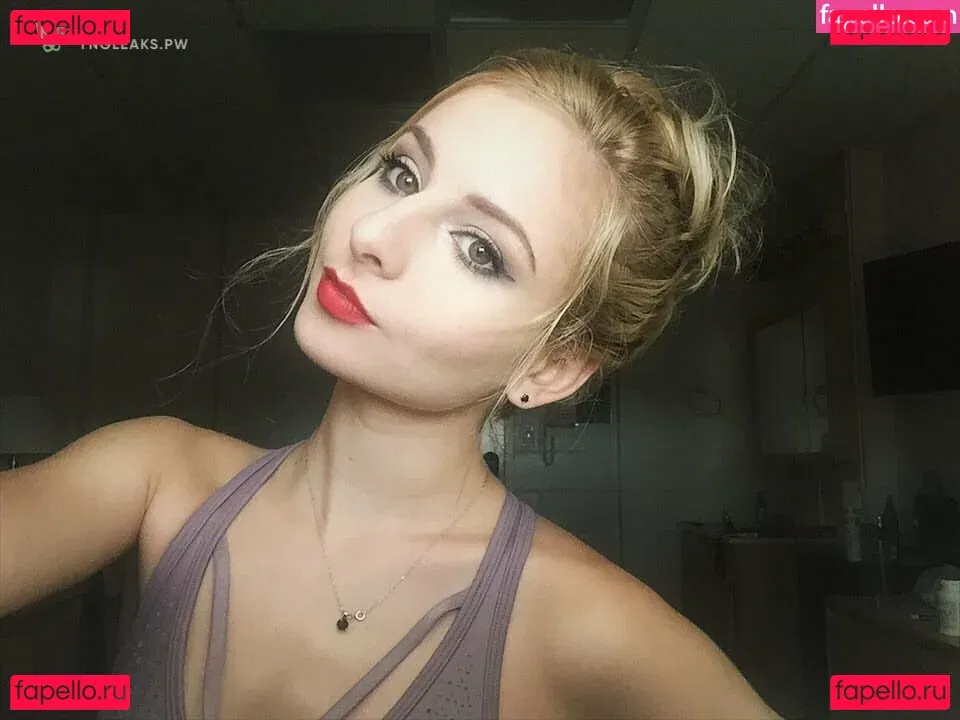 Tarah Kayne Onlyfans Photo Gallery 